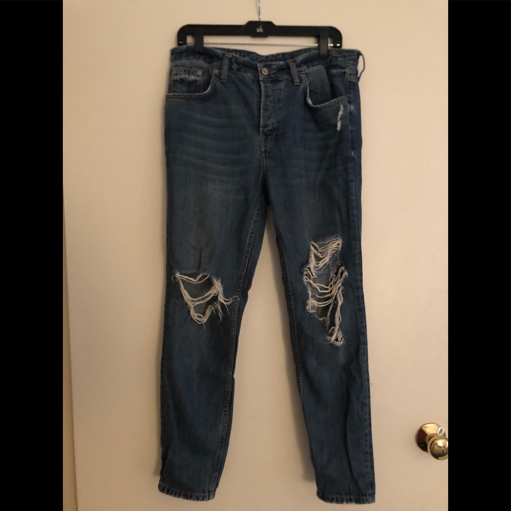 TopShop Denim Boyfriend Jeans -W28